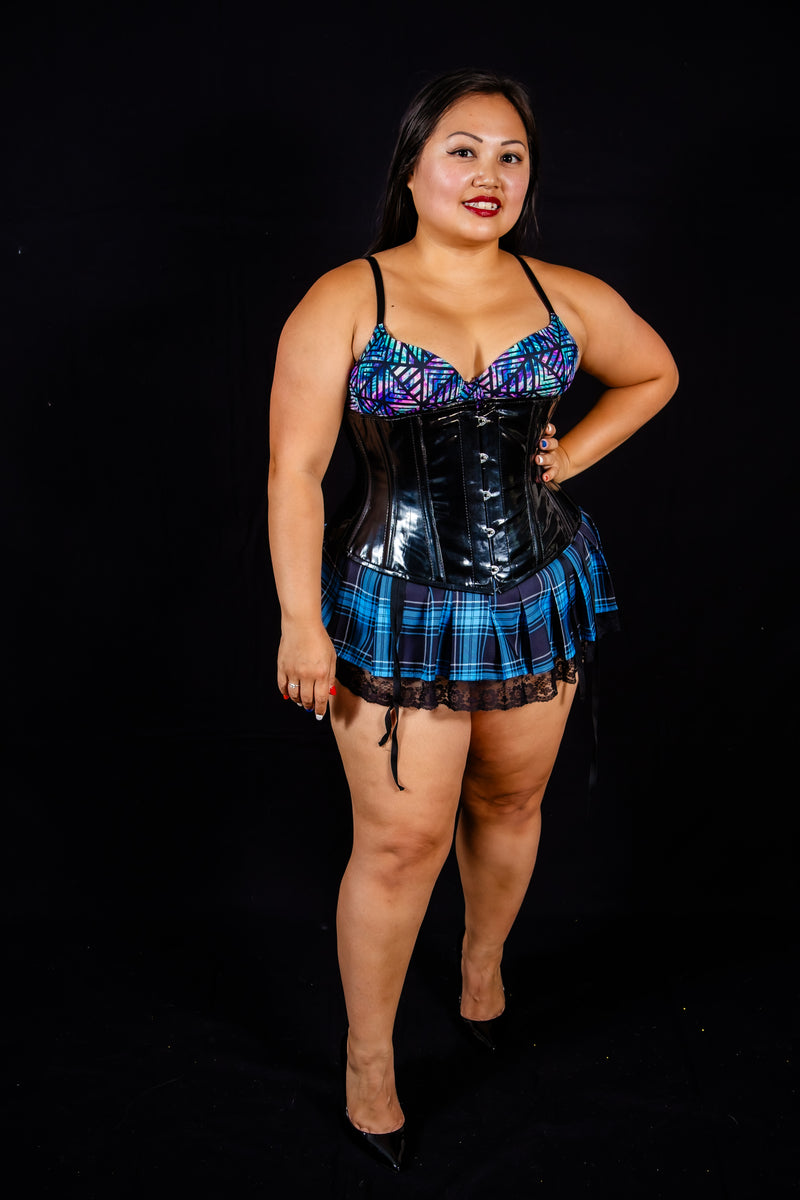 PVC Underbust Cincher in a high shine Black